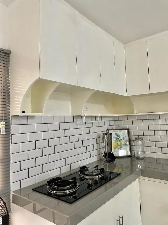 Cozy Home - Rent The Entire Place Ángeles 0*,  Filipinas