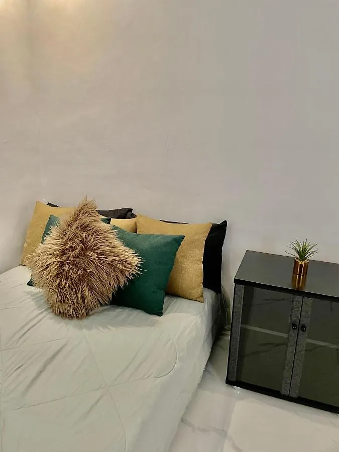 Cozy Home - Rent The Entire Place Ángeles 0*,  Filipinas